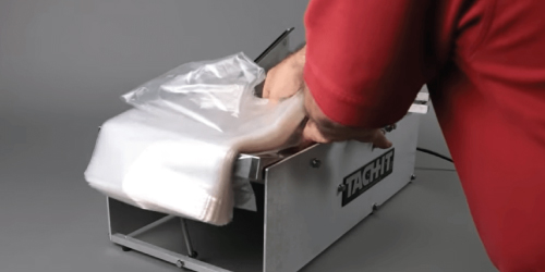 Tabletop equipment for industrial packaging